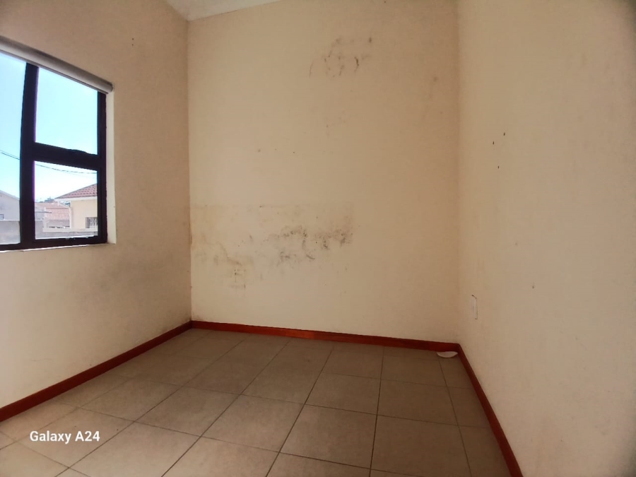 3 Bedroom Property for Sale in Graceland Eastern Cape